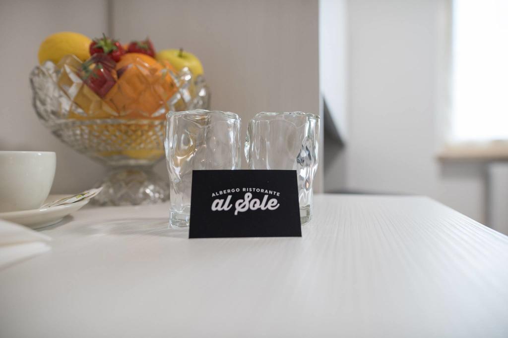 Albergo Al Sole Кастелнуово дел Гарда Екстериор снимка