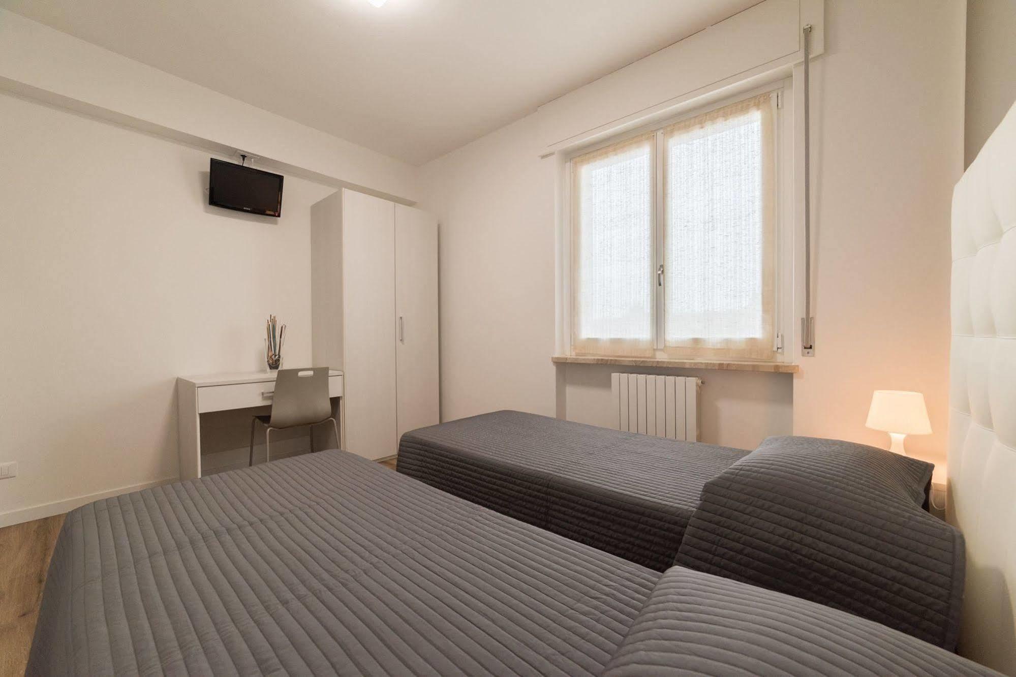 Albergo Al Sole Кастелнуово дел Гарда Екстериор снимка